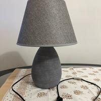 Lampada da tavolo per soggiorno. Lunghezza filo 11