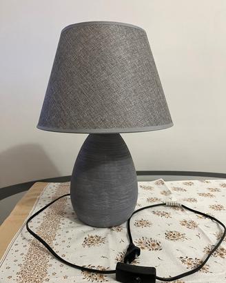 Lampada da tavolo per soggiorno. Lunghezza filo 11