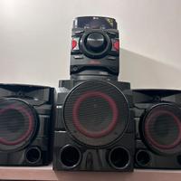 Stereo LG XBoom