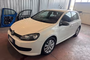 Volkswagen Golf 1.6 TDI DPF 5p. Highline