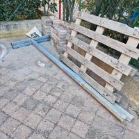 coppia di pali stendi biancheria 