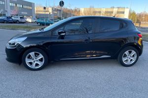 Renault Clio 1.2 16V 5 porte Live!* Neo patentati 