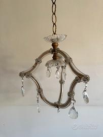 Lampadario in ferro e vetro