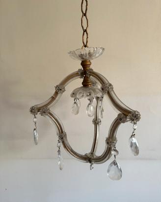 Lampadario in ferro e vetro