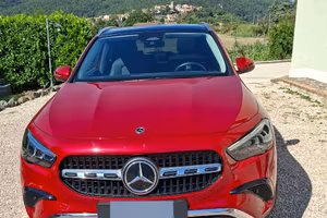 Mercedes-Benz GLA200 d Progressive Advanced
