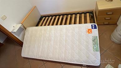 Letto singolo con materasso