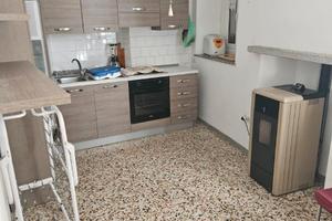Bilocale arredato a Dervio (LC)