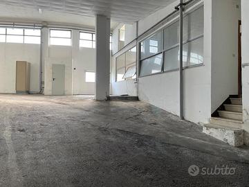 Magazzino - Santa Venerina