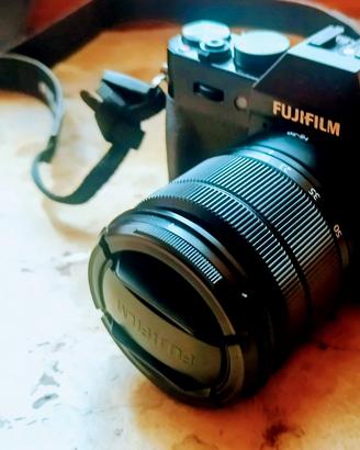 Fuji XT10 con XC 16-50 e XC 50-230 + 8mm Samyang 