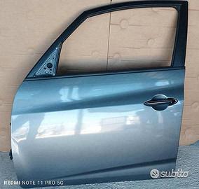 Hyundai ix20 o Kia Venga porta anteriore sinistra
