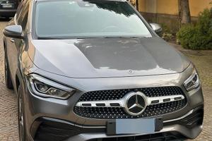 Mercedes-benz GLA 200 d Automatic Premium 34700 km