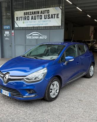 Renault Clio TCe 12V 90 CV 5 porte Moschino Life