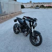 Honda Cb125 r