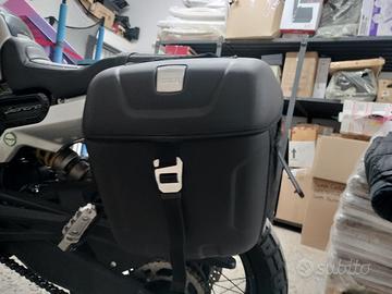 borsa givi Benelli leoncino 