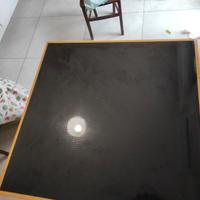 Tavolo da soggiorno o cucina