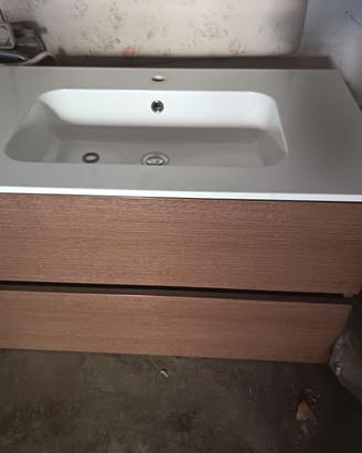 Mobile bagno con lavabo