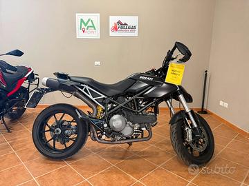 Ducati Hypermotard 796