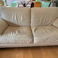 Divano due posti in vera pelle Natuzzi