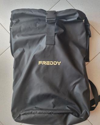 zaino Freddy