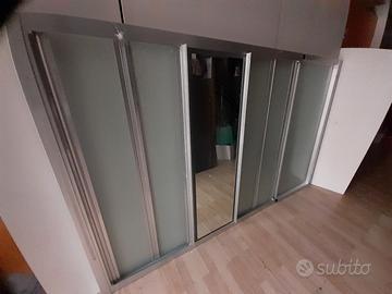 Vetrata in all.anodizzato