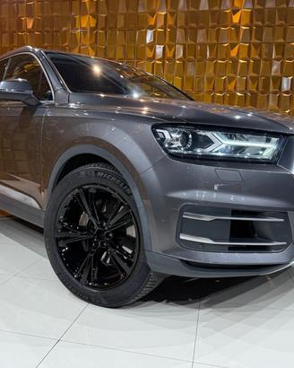 Audi Q7 3.0 TDI quattro tiptronic 7 posti