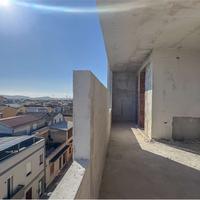 Attico con ampie terrazze