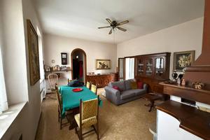 Appartamento di 135 m² con 3 locali a Comabbio