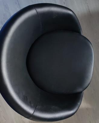 Sedia per scrivania girevole in semipelle nera