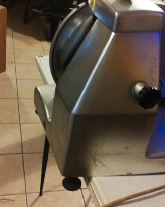 affettatrice professionale 