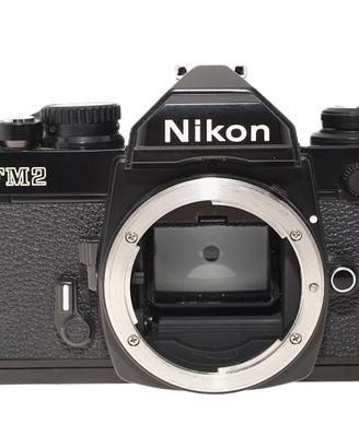 Nikon FM2 nera