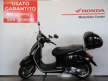 Piaggio Vespa 300 GTS