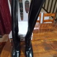 Stivali Cinti in pelle 36 nuovi mai usati