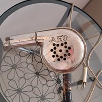 antiquariato. phone AEG anni 40 totalmente origina