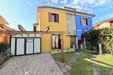 3 LOCALI A CAORLE