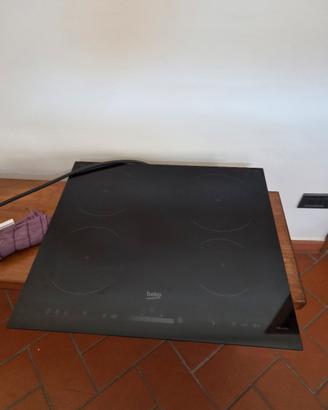 Piano cottura ad induzione Beko modello H3SLD60015