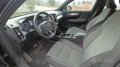 Volvo XC40 RECHARGE PLUG IN
