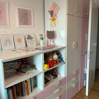 Armadio e mobile bianco e rosa Ikea