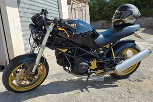 Ducati Monster 750