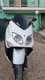 Yamaha T Max - 2006