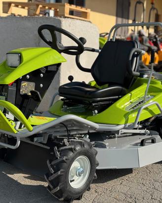 Trattorino trinciaerba Grillo Climber 7.15 pronta 