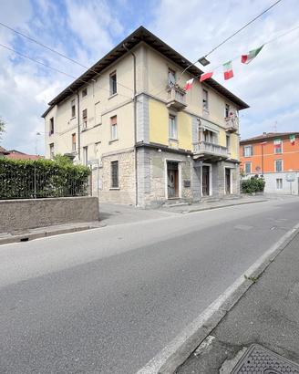NEGOZIO A OSPITALETTO