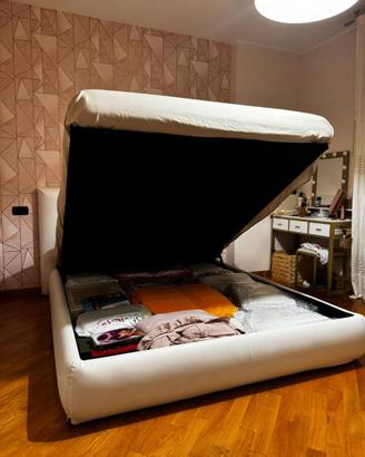 Letto Oggioni matrimoniale contenitore ecopelle