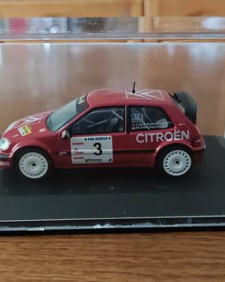 Citroen Saxo VTS T4 TERRE DE L'AUXERROIS 2001 Loeb