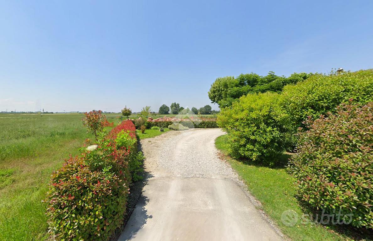 TER. RESIDENZIALE A CAMPOSANTO - View 4