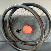 cerchi in carbonio bici da corsa 