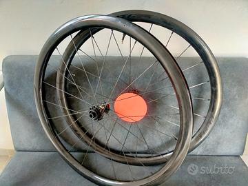 cerchi in carbonio bici da corsa 