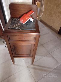 comodino con pietra in marmo
