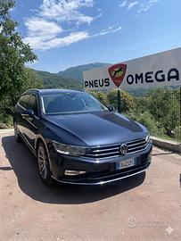 Volkswagen Passat Variant 2.0 TDI SCR 190 CV DSG E