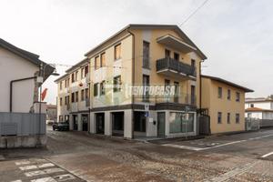 ATTIVITA' B&B AVVIATA - 3 LOCALI