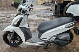 kymco People 125i gt contatto whatapp TRATTABILE